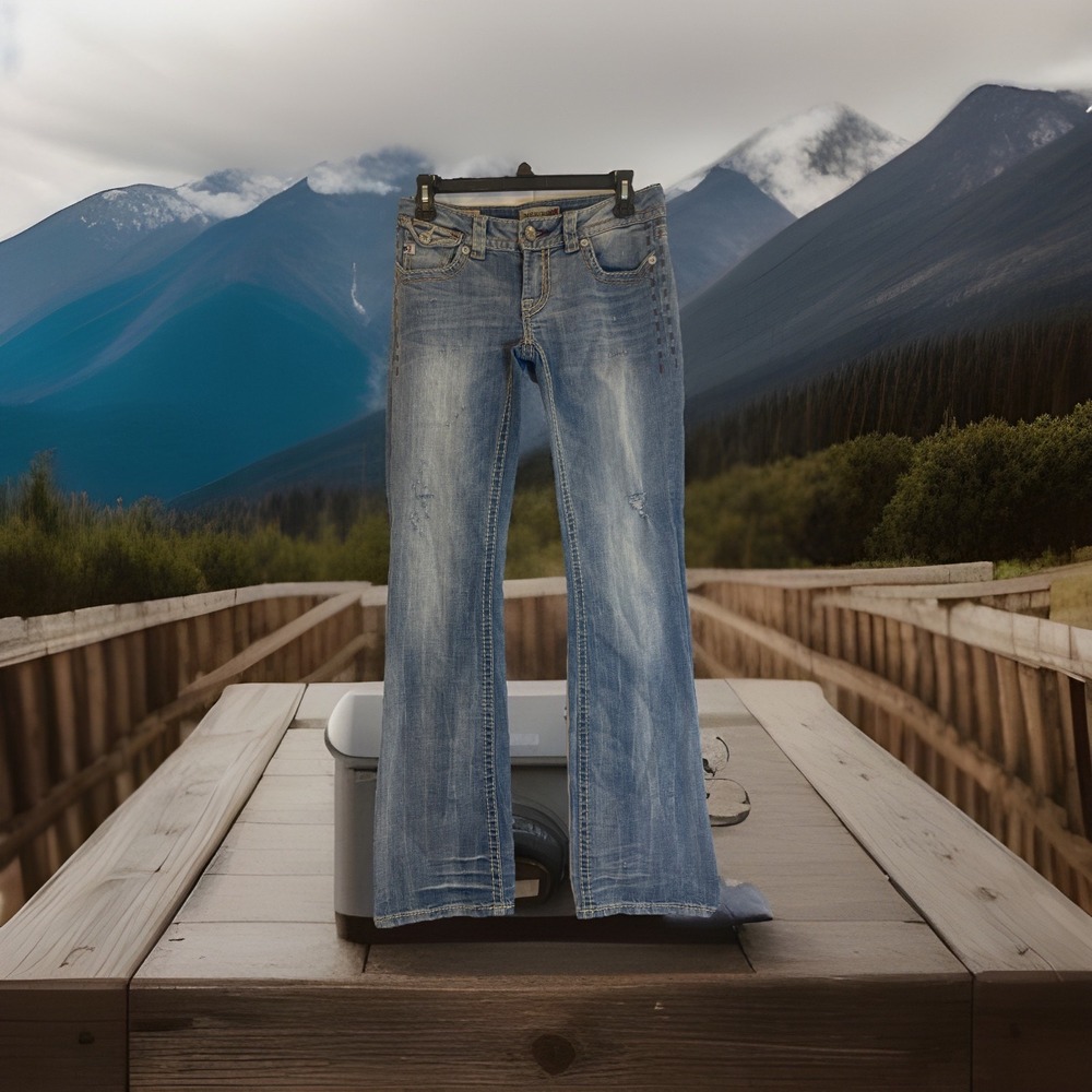 MEK DNM By Buckle Womens Jeans Boot Cut Blue Denim‎ Distressed Sz 26/32 Pockets